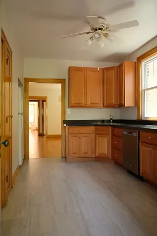 4822 North Leavitt Street Chicago IL 60625