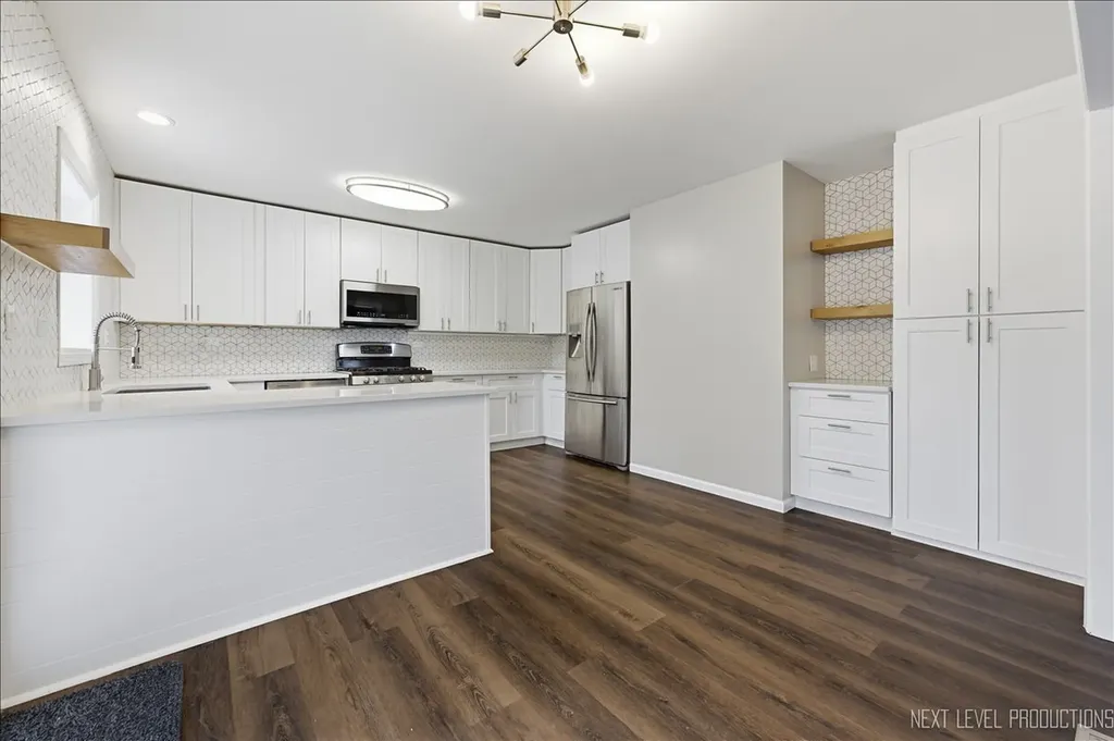 417 Cambridge Way Bolingbrook IL 60440