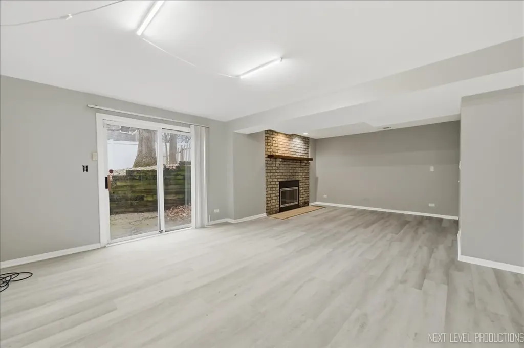 417 Cambridge Way Bolingbrook IL 60440