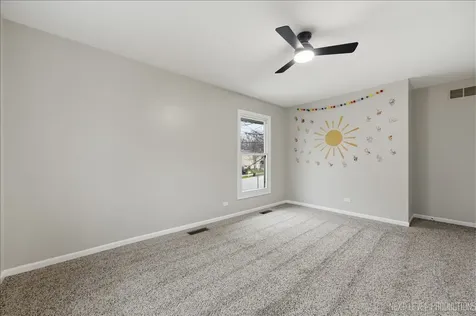 417 Cambridge Way Bolingbrook IL 60440