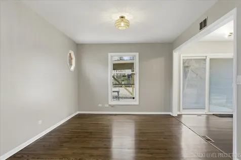 417 Cambridge Way Bolingbrook IL 60440