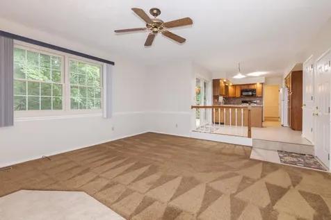 3 Shagbark Court Bloomington IL 61701