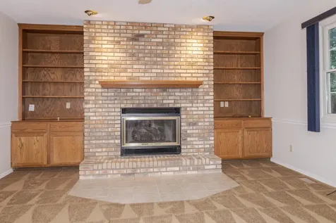 3 Shagbark Court Bloomington IL 61701