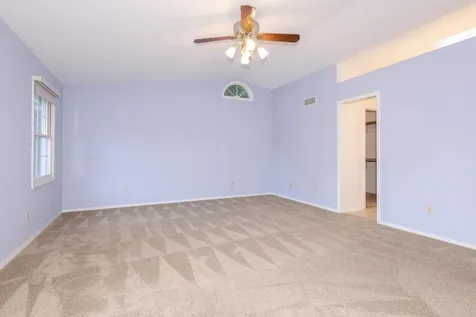 3 Shagbark Court Bloomington IL 61701