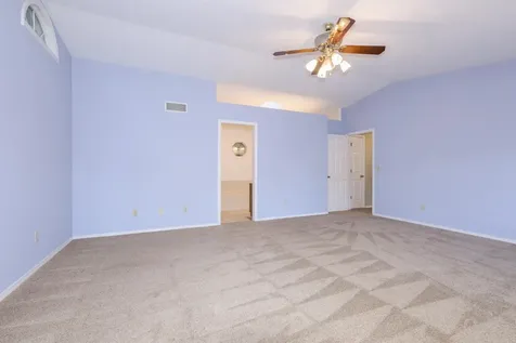 3 Shagbark Court Bloomington IL 61701