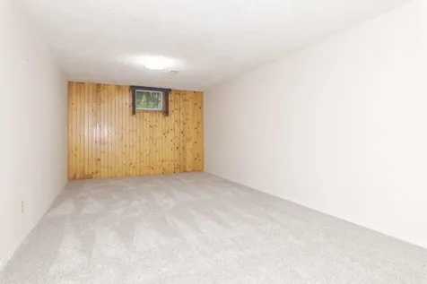 3 Shagbark Court Bloomington IL 61701
