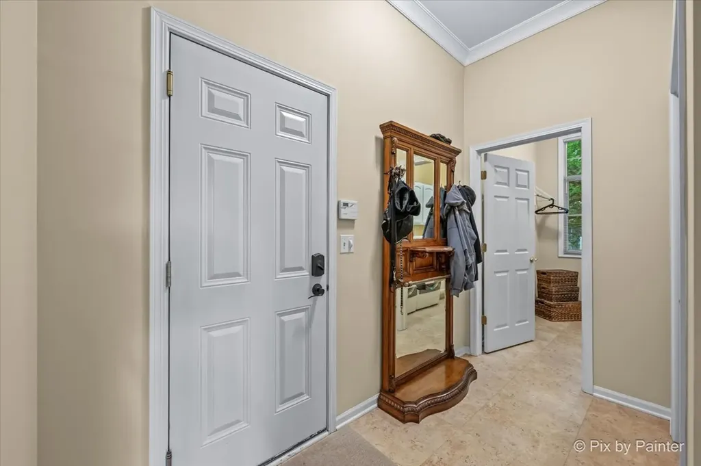 4053 Honeymoon Ridge Lake In The Hills IL 60156