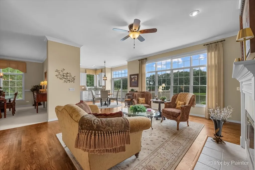 4053 Honeymoon Ridge Lake In The Hills IL 60156