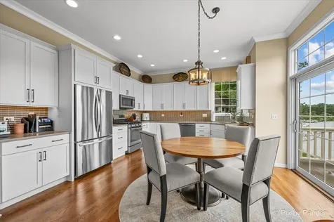 4053 Honeymoon Ridge Lake In The Hills IL 60156
