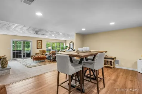 4053 Honeymoon Ridge Lake In The Hills IL 60156