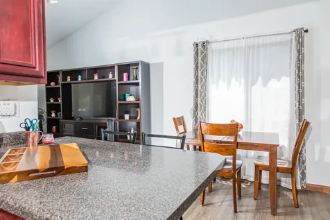 6282 Kit Carson Drive Hanover Park IL 60133