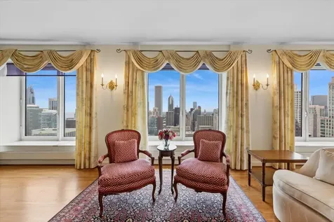 161 East Chicago Avenue Chicago IL 60611