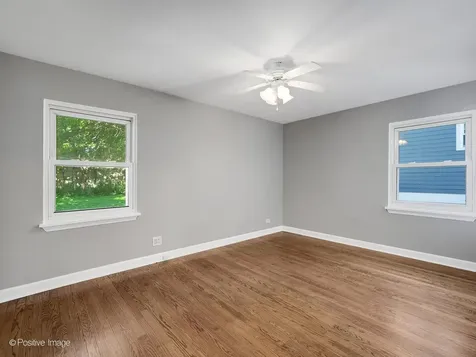4342 Washington Street Downers Grove IL 60515
