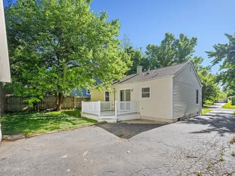 4342 Washington Street Downers Grove IL 60515