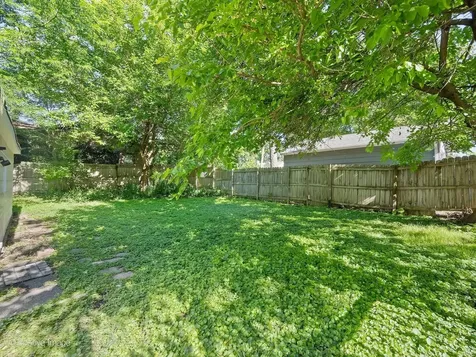 4342 Washington Street Downers Grove IL 60515