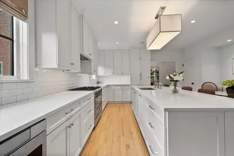 2201 Lincolnwood Drive Evanston IL 60201