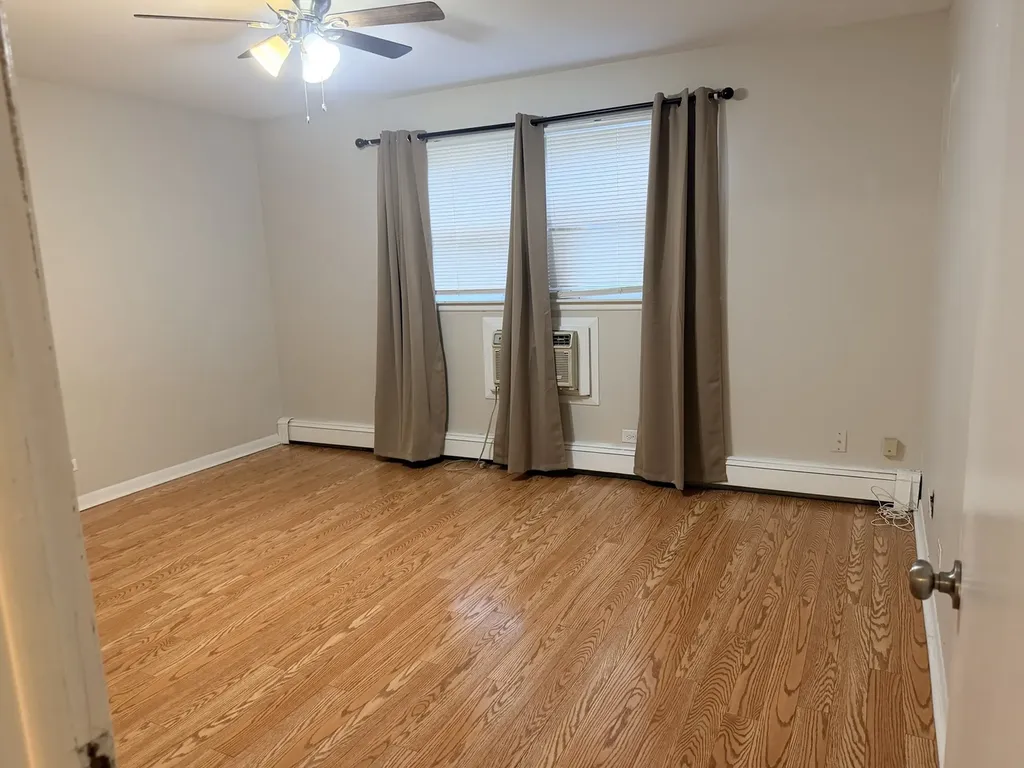 4517 Park Avenue Brookfield IL 60513