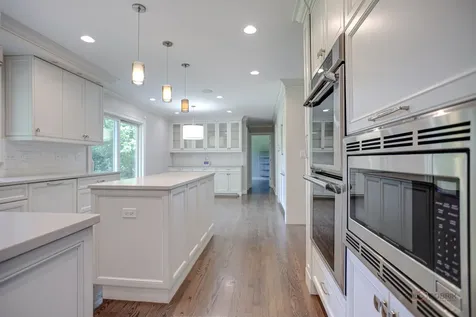 125 North Ridge Road Lake Forest IL 60045
