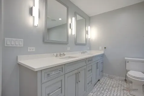 125 North Ridge Road Lake Forest IL 60045
