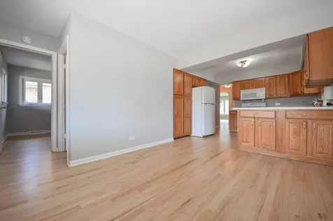 5041 North Knight Avenue Norridge IL 60706