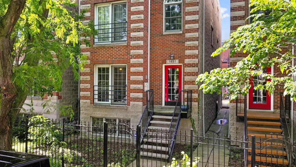 1451 West Walton Street Chicago IL 60642