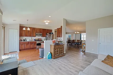 1404 Draper Road Mchenry IL 60050