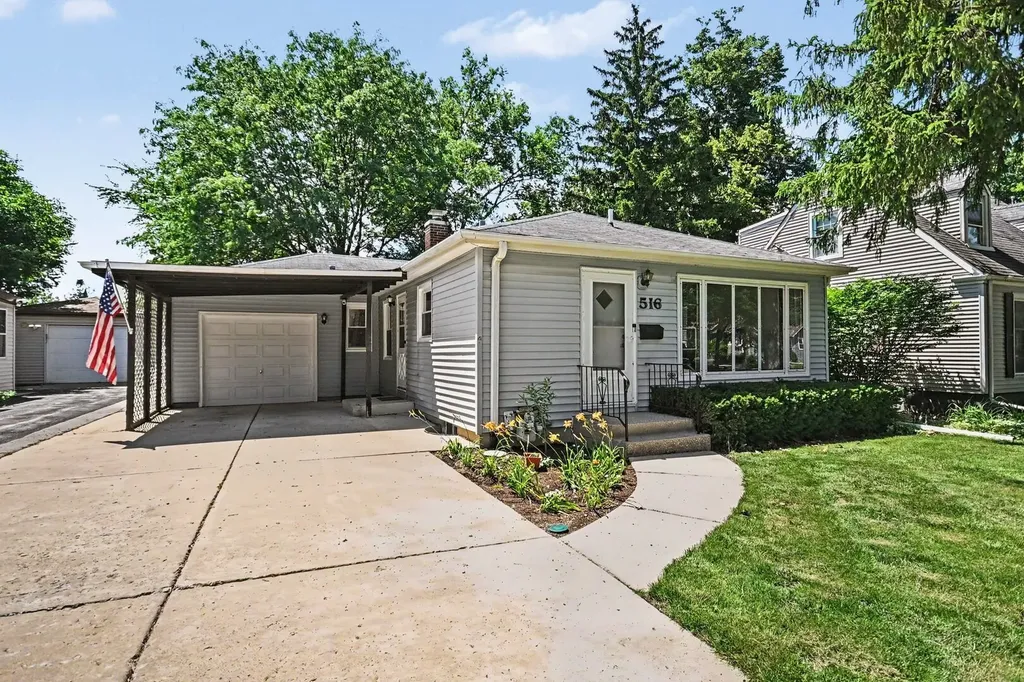 516 South Grace Street Lombard IL 60148