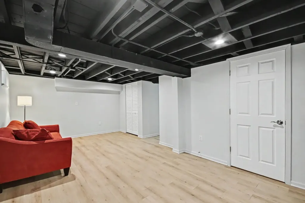516 South Grace Street Lombard IL 60148