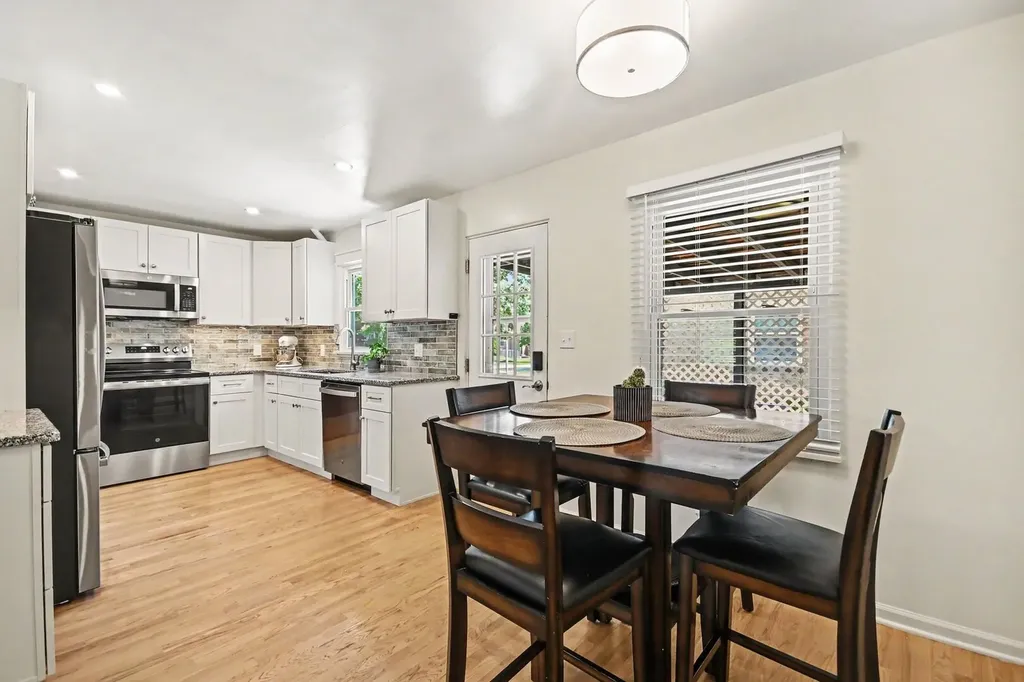 516 South Grace Street Lombard IL 60148