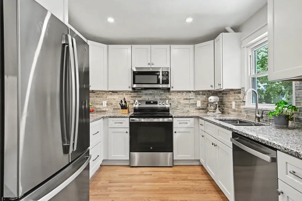 516 South Grace Street Lombard IL 60148