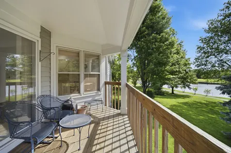 326 Satinwood Court N Buffalo Grove IL 60089