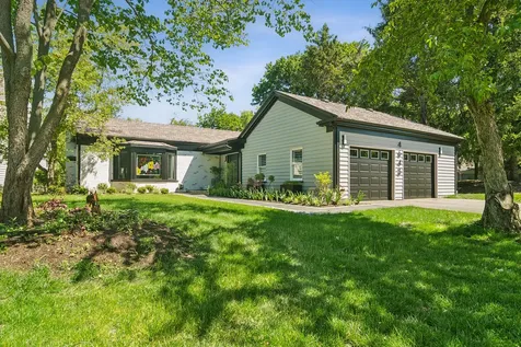 4643 Lake Point Circle Long Grove IL 60047