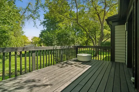 4643 Lake Point Circle Long Grove IL 60047