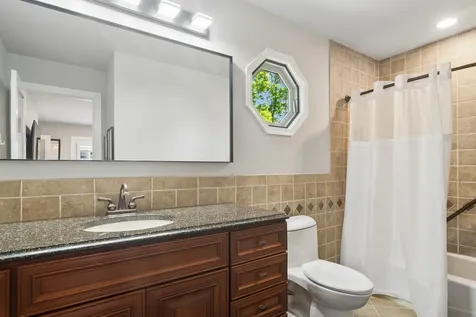 4643 Lake Point Circle Long Grove IL 60047