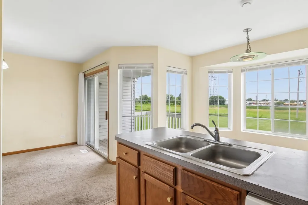 3193 Ketch Court Aurora IL 60503