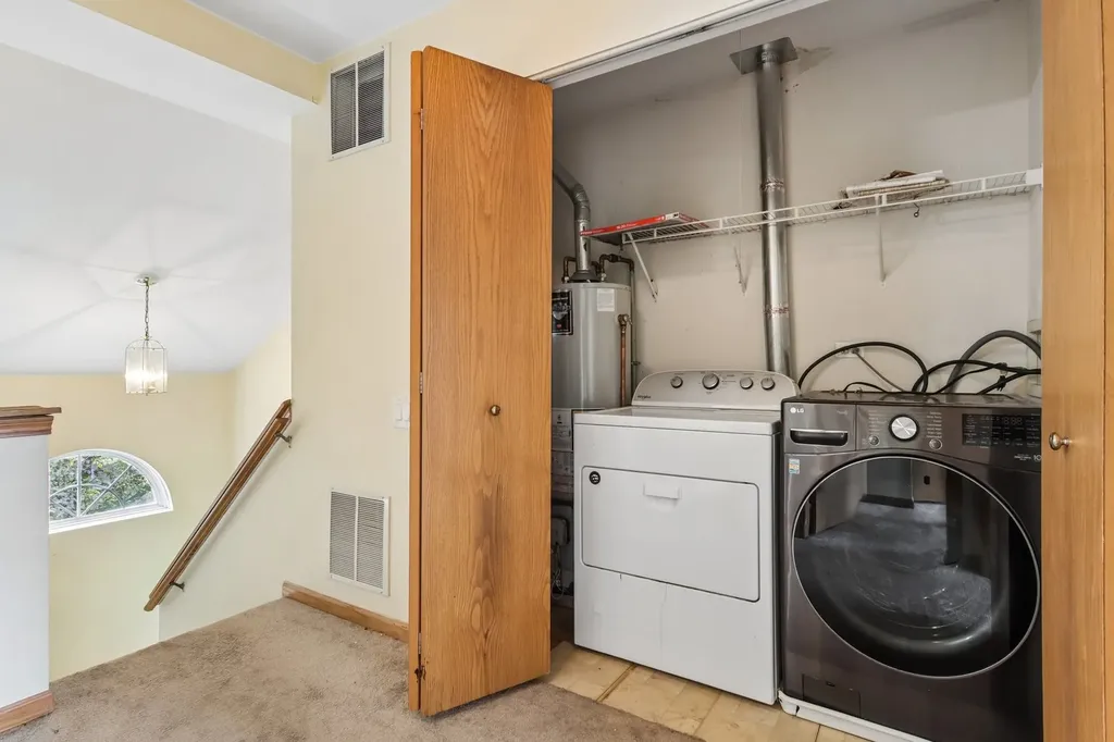 3193 Ketch Court Aurora IL 60503