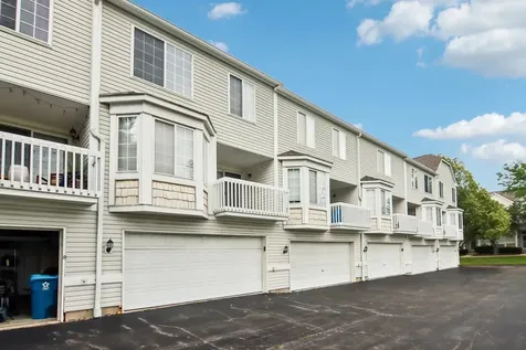 3193 Ketch Court Aurora IL 60503