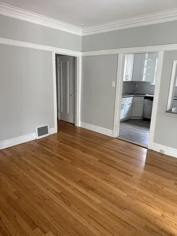 2439 West Byron Street Chicago IL 60618