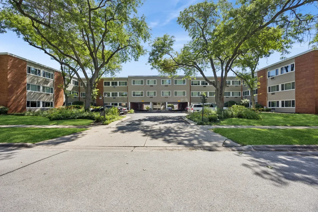 1139 Leavitt Avenue Flossmoor IL 60422