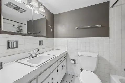 1139 Leavitt Avenue Flossmoor IL 60422