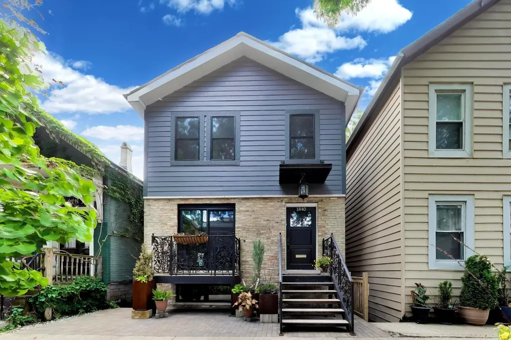 1840 North Bissell Street Chicago IL 60614