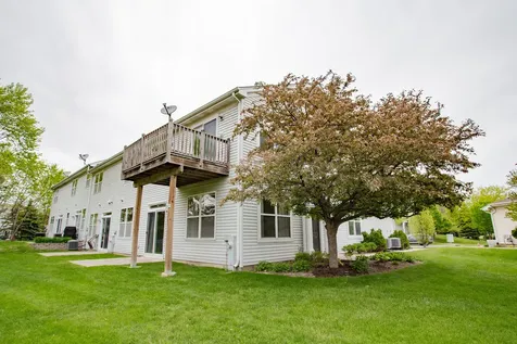 1208 Waverly Drive Volo IL 60020
