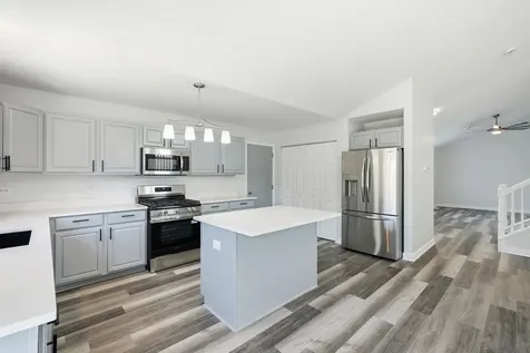 805 Thorn Creek Drive Joliet IL 60436