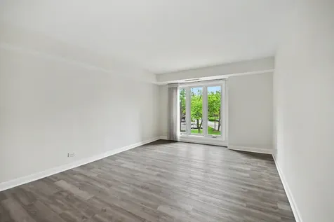 1671 Mission Hills Road Northbrook IL 60062