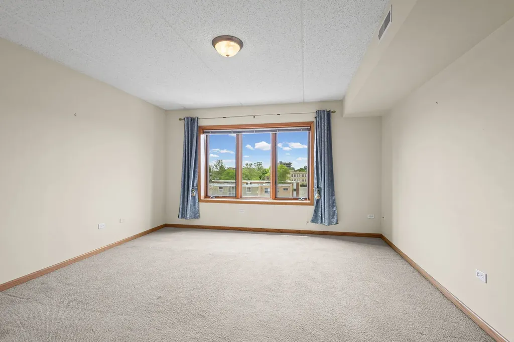 5055 Madison Street Skokie IL 60077