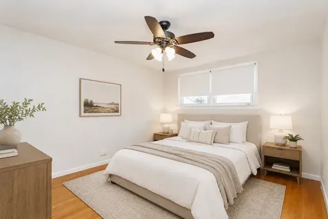 98 Lancaster Lane Des Plaines IL 60018
