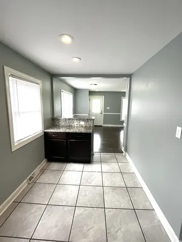 16626 Holland Avenue South Holland IL 60473