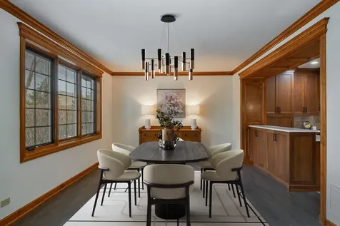 2009 Mackenzie Place Wheaton IL 60187