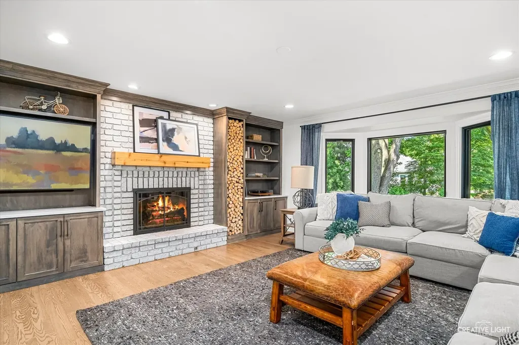 1644 Riparian Drive Naperville IL 60565