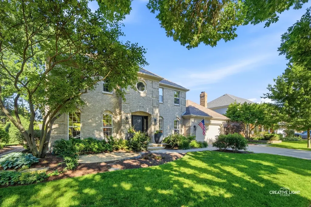 1644 Riparian Drive Naperville IL 60565